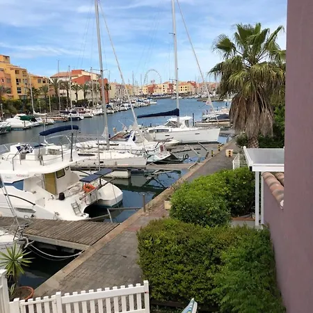 Marina Oportoducap Hébergement de vacances *