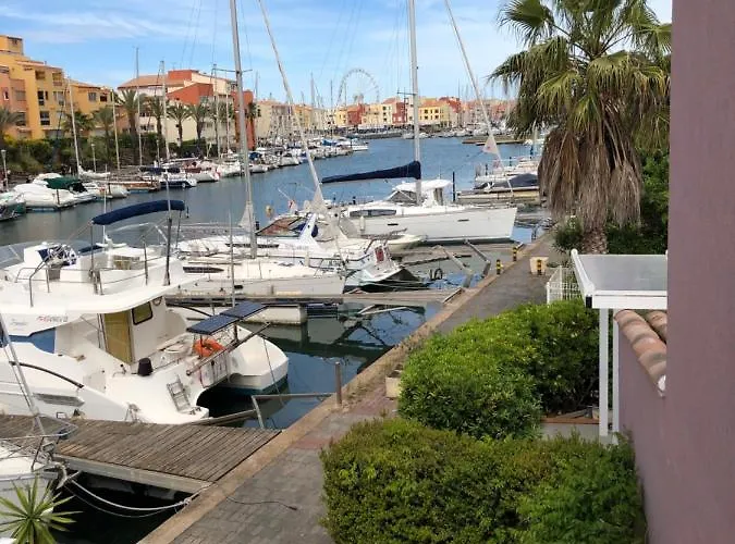 Marina Oportoducap Hébergement de vacances *